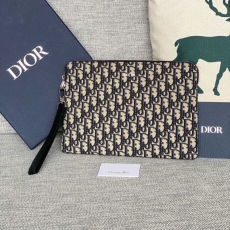 Christian Dior Clutch Bags